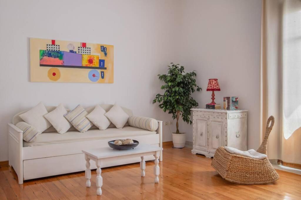 Seaview Stylish Flat In Andros - Walk To Beach ภายนอก รูปภาพ