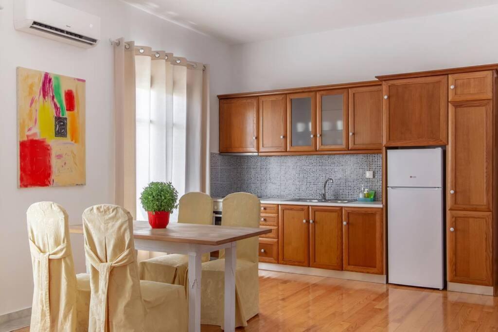 Seaview Stylish Flat In Andros - Walk To Beach ภายนอก รูปภาพ