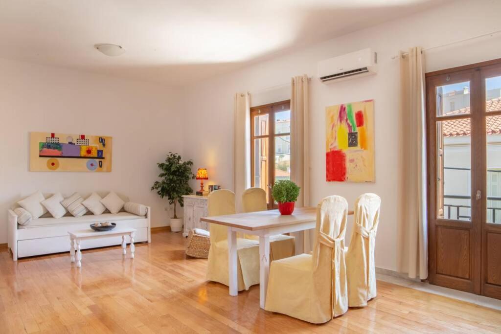 Seaview Stylish Flat In Andros - Walk To Beach ภายนอก รูปภาพ